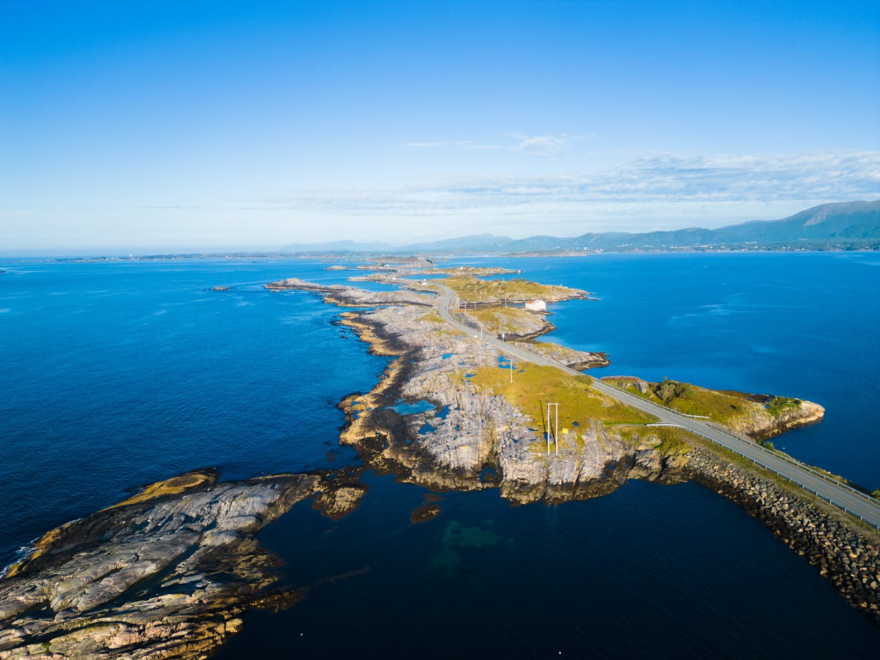 Tag 13 · Küste/Fjordlogik → Atlantic Ocean Road
